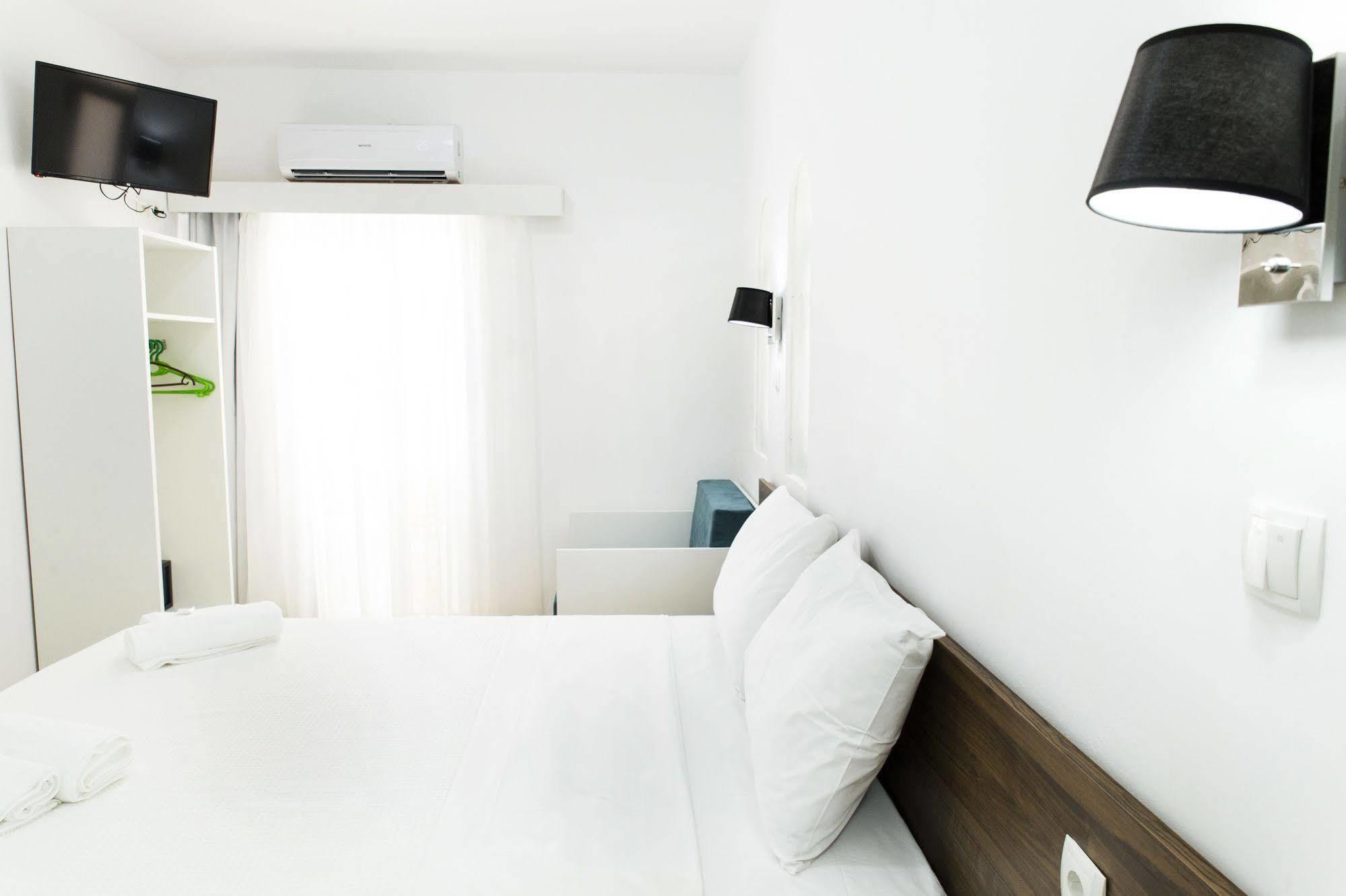 Kissamia Rooms - Next To Night Clubs Киссамос Экстерьер фото
