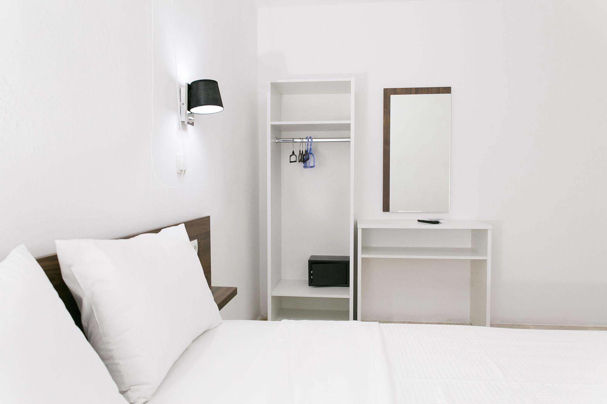 Kissamia Rooms - Next To Night Clubs Киссамос Экстерьер фото